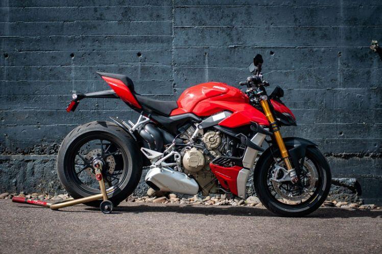 Bảng giá xe Ducati tháng 4/2021: Rẻ nhất 335 triệu đồng