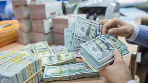 Đồng VND đang đối diện áp lực giảm giá