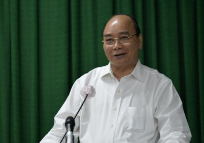 'Nghèo không có tiền làm nhà mà còn chịu phí chuyển đổi mục đích sử dụng đất là không nên'