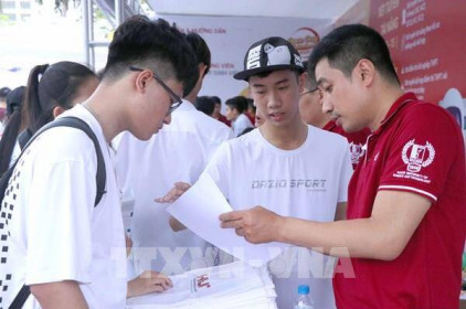 Một loạt các trường đại học thay đổi hình thức tuyển sinh do dịch COVID-19