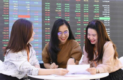 VN-Index và thanh khoản khớp lệnh sàn HoSE cùng phá đỉnh