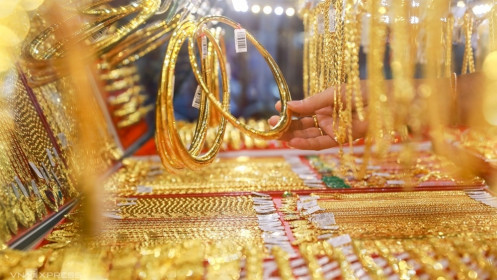 Giá vàng hôm nay 26/5: Giá vàng nhanh chóng trở lại đà tăng