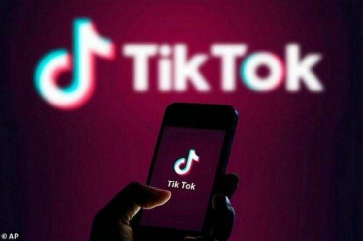 Soái ca sở hữu hơn 800.000 tỷ đồng đe dọa vị trí Jack Ma