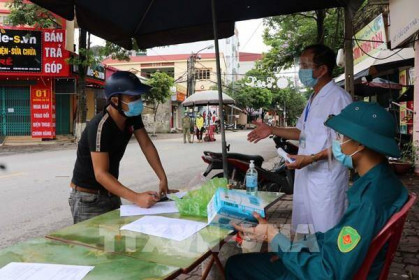 Chiều 27/5, tiêm vaccine COVID-19 cho công nhân ở Bắc Giang và Bắc Ninh