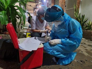 TPHCM: Số ca Covid-19 tiếp tục tăng, mầm bệnh có thể đã lây lan trong cộng đồng