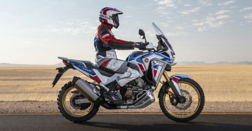Honda ra mắt mẫu motor 1.000 phân khối, giá gần 700 triệu đồng