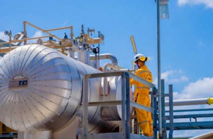 Giá dầu tăng 'phi mã' nhưng giá cổ phiếu vẫn 'rùa bò', triển vọng nào cho GAS?