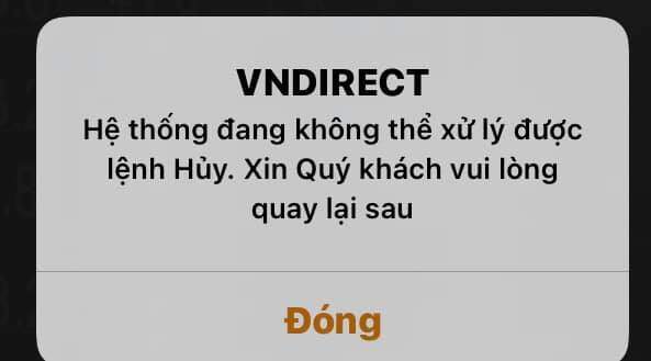 Bị “bịt mắt” đặt lệnh trên sàn chứng khoán, nhà đầu tư bức xúc, chuyên gia nói gì?