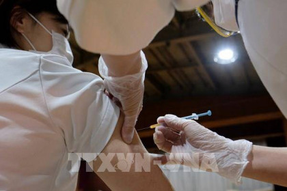 Nhật Bản sắp cấp “hộ chiếu vaccine”