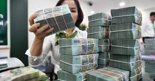 Lãi suất giảm mạnh trên thị trường liên ngân hàng