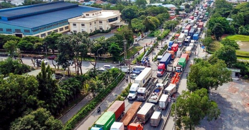 Thu phí cảng biển TP.HCM ra sao?