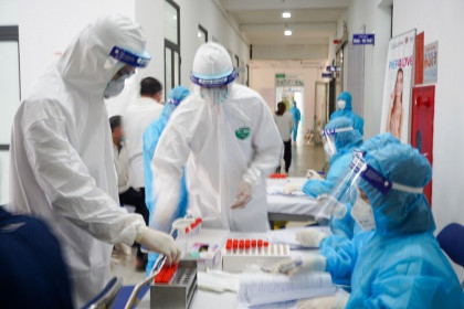 Hà Nội thêm 4 ca Covid-19 liên quan đến chợ Cửa hàng mới, thị trấn Đông Anh
