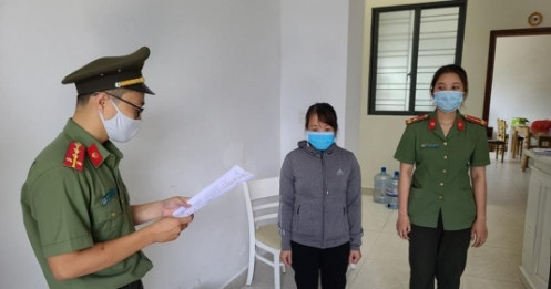 Bắt nữ giám đốc đưa 'chuyên gia dỏm' nhập cảnh trái phép vào Việt Nam