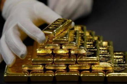 Giá vàng châu Á vượt mốc 1.900 USD/ounce phiên cuối tuần 11/6