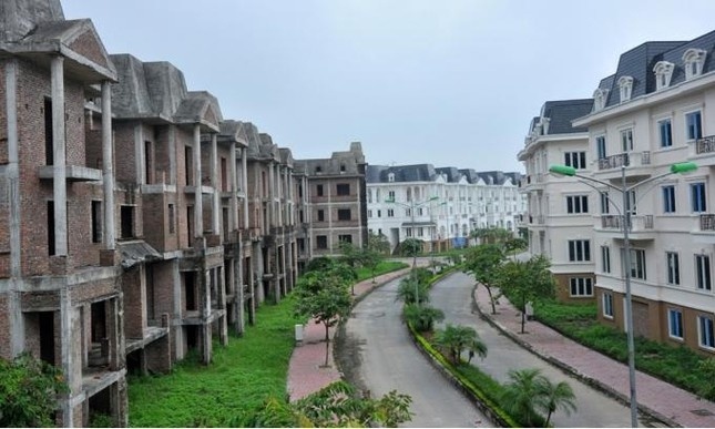 Chặn đầu cơ, Hà Nội đề xuất đánh thuế biệt thự, liền kề tiền tỷ bỏ hoang