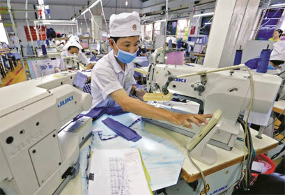 Vaccine không là “cây đũa thần” cho tăng trưởng