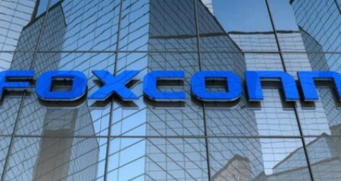 Foxconn đang dần trở thành nhà sản xuất “iPhone biết đi”