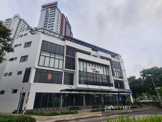 Shophouse giá chục tỷ đồng ở Hà Nội 'ế' khách thuê