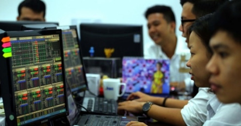 VN30 giảm 21 điểm trước thềm đáo hạn phái sinh