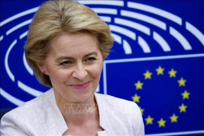 EU cho phép xuất khẩu một phần lớn vaccine COVID-19