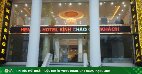 Khách sạn 4 sao đại hạ giá, rao bán 3 lần vẫn ế