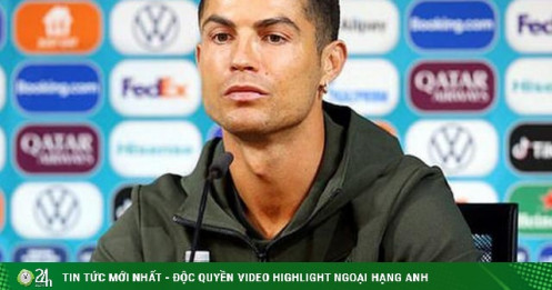 Ngoài Coca Cola, Ronaldo từng nhiều phen khiến cổ phiếu các hãng điên đảo