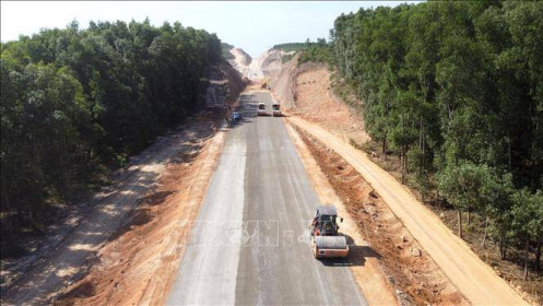 Cơ chế đặc thù gỡ vướng nguồn vật liệu xây dựng cao tốc Bắc - Nam