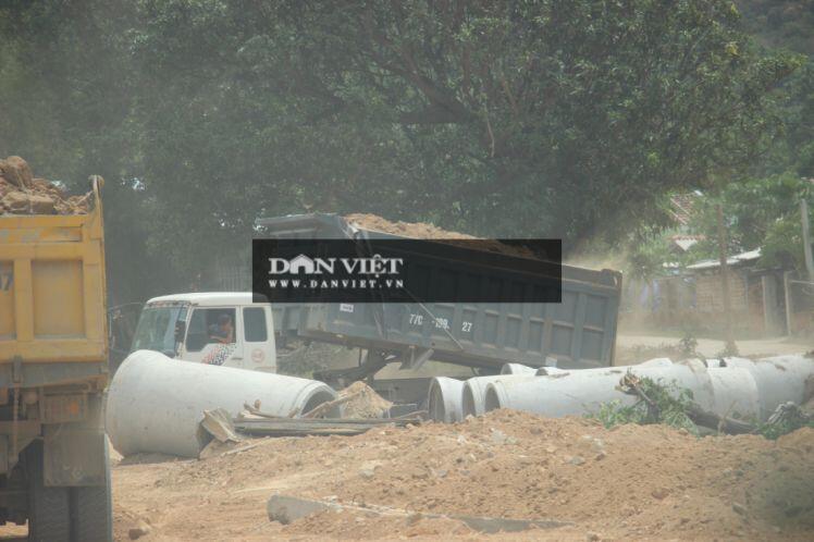 "Ồ ạt" lấy đất không đúng quy định thi công công trình nhà nước hơn 48 tỷ đồng?