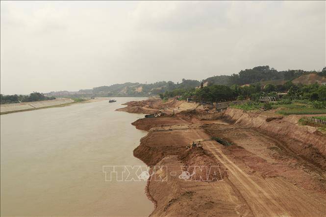 Giải ngân vốn đầu tư công: 'Đầu năm đủng đỉnh, cuối năm vội vàng'