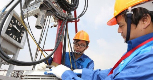 Doanh nghiệp viễn thông lãi hàng ngàn tỉ nhờ tiền gửi ngân hàng