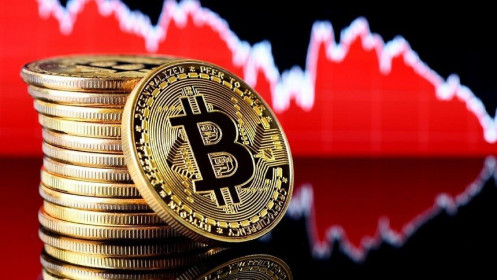 Bitcoin tụt về đáy sâu, đường trượt dốc chưa có điểm dừng