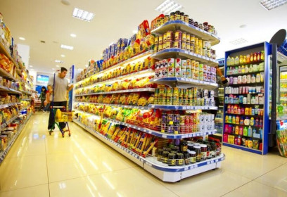 Người tiêu dùng Anh dẫn đầu về tiết kiệm trong đại dịch