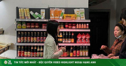 Tiểu thương bị "giẫm đạp" trong cuộc chiến của những "gã khổng lồ" công nghệ
