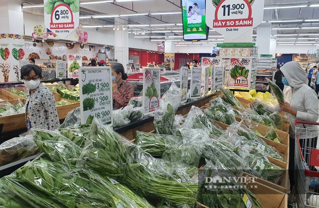 Ít người bán, giá rau củ quả tại TP.HCM tăng mạnh