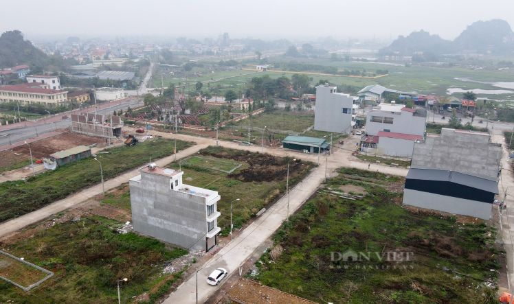 Lo ngại 'sóng' địa ốc bùng phát trở lại sau dịch