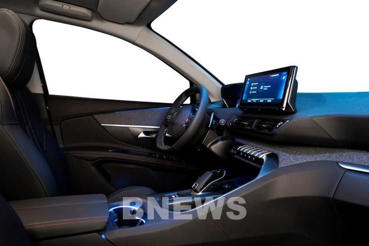 THACO AUTO ra mắt New Peugeot 3008 với giá bán ưu đãi từ 989 triệu đồng