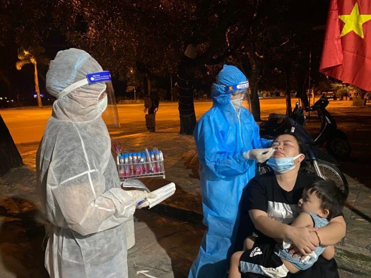 Tin tức Covid-19 mới nhất hôm nay 26-6: Hà Tĩnh xác định 7 ca dương tính trong một gia đình