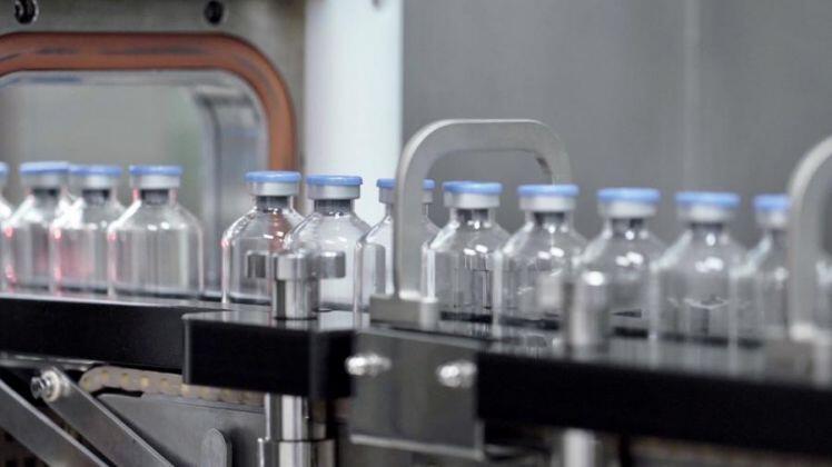 Thủ tướng: Gỡ nút thắt, thúc đẩy để có vaccine trong nước nhanh nhất