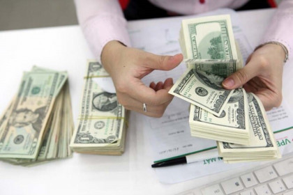 Giá USD hôm nay 29.6.2021: Tự do giảm, ngân hàng tăng