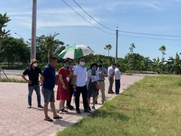Vùng ven Hà Nội sôi động đấu giá đất