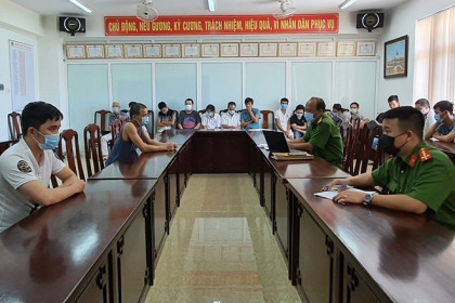 Liên tiếp các đường dây cá độ bóng đá bị xóa sổ