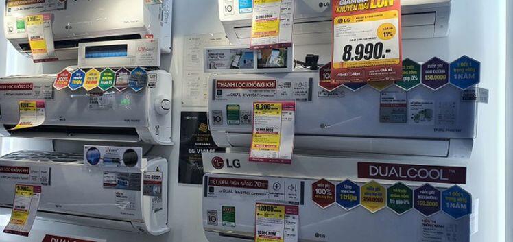 Giữa mùa nắng nóng điều hòa giảm giá đến 50%