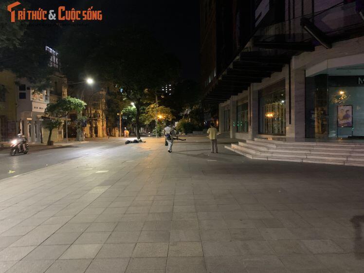 Phong toả quán pizza Company ở Đoàn Trần Nghiệp do nhân viên nghi là F0