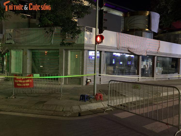 Phong toả quán pizza Company ở Đoàn Trần Nghiệp do nhân viên nghi là F0
