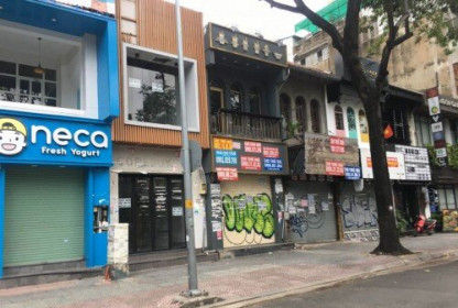 Bất động sản 24h: Người thuê nhà “khóc ròng“ mùa dịch