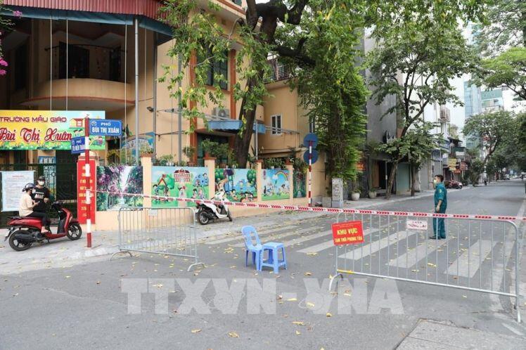 Hà Nội phong toả tạm thời phố Bùi Thị Xuân