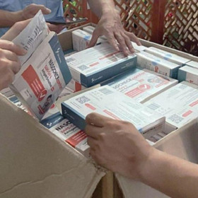 Thu giữ 3.000 bộ kit test nhanh COVID-19 không rõ nguồn gốc ở Hà Nội
