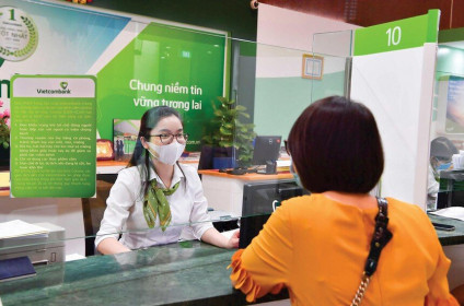 Lợi nhuận ngân hàng và chuyện lãi vay cao