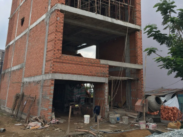 Bất động sản 24h: Khúc mắc cấp phép xây dựng tạm