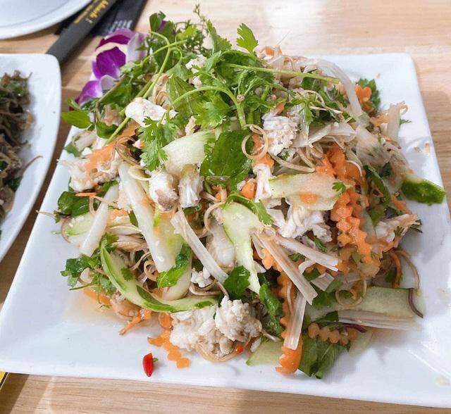 Sam biển "bò" về Hà Nội giá đã 1 triệu/đôi, máu còn có giá cao khủng khiếp gấp trăm lần